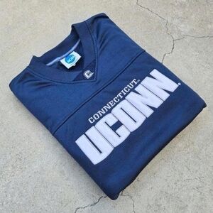 VTG Uconn Huskies Mens Size XL NCAA Embroidered Longsleve Jersey